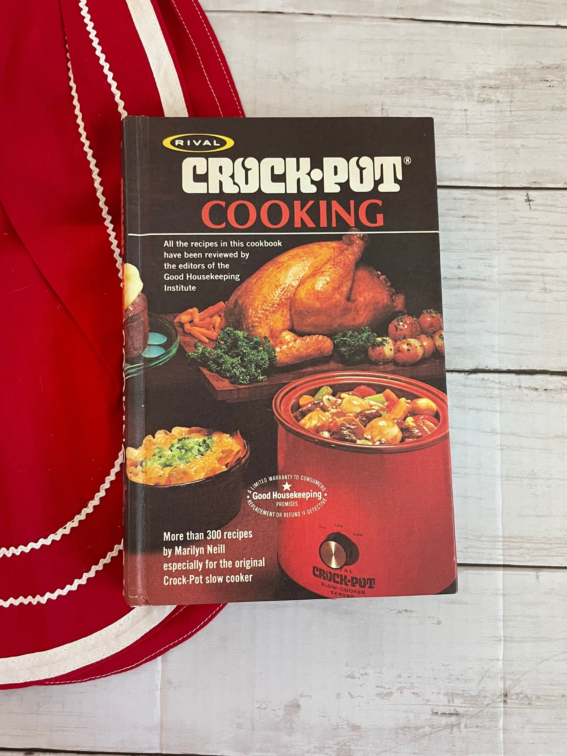 Vintage 1975 Rival Crock Pot Cookbook Recipe Book Vintage Hardcover 1970s 