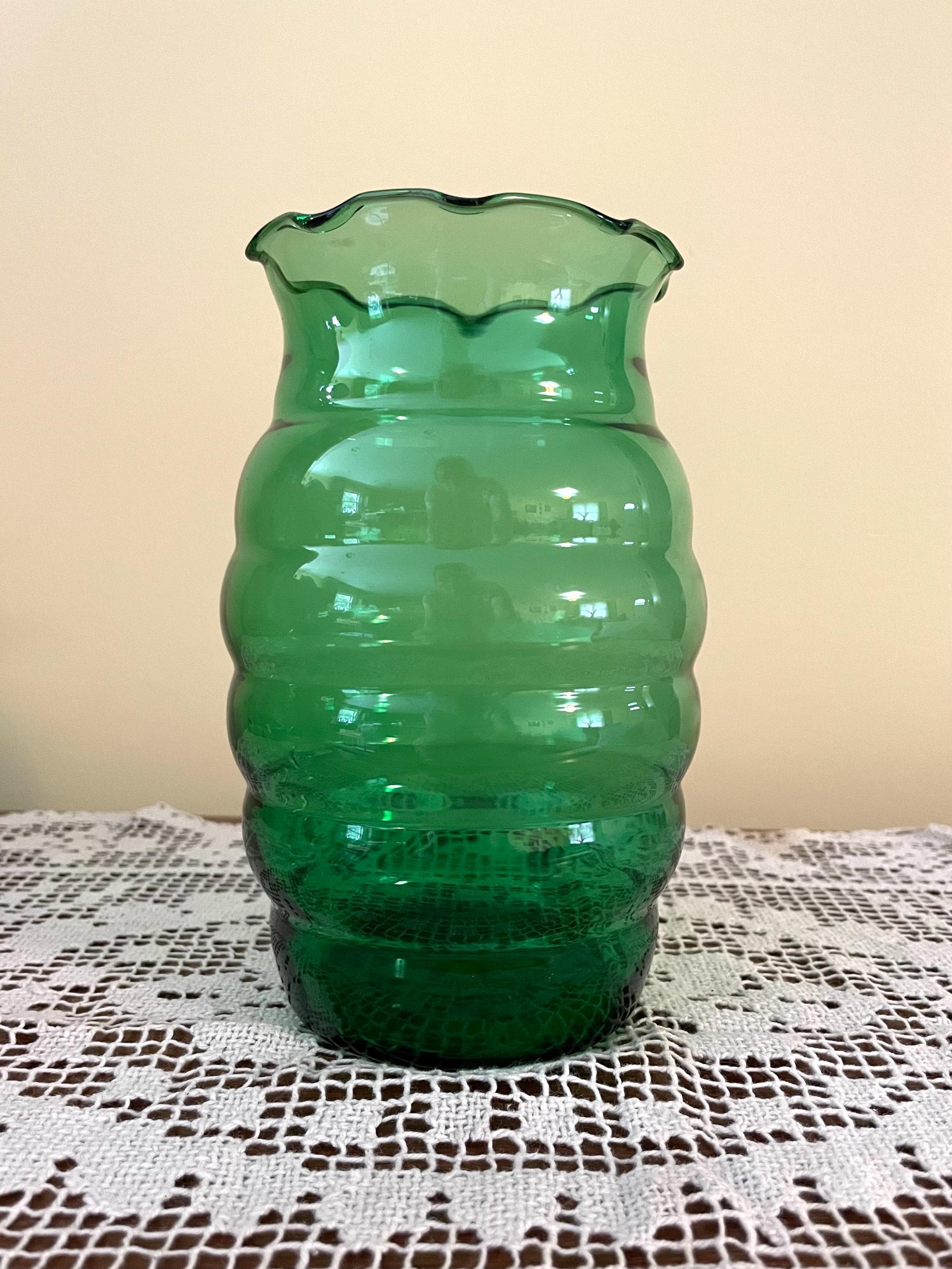 ヴィンテージ グリーンガラス ビーハイブ花瓶 7インチ 1960年代 - Etsy
