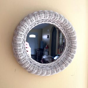 Vintage White Wicker Mirror Round 1980s Wall Decor 10-1/2&quot;