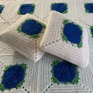 Vintage 1980s Afghan Blue Green on White with Matching Pillows Full or Queen 68x77&quot;