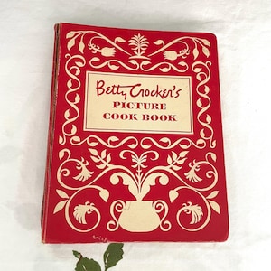 Vintage Betty Crocker&#39;s Picture Cook Book 1950s First Edition 5 Ring Binder Cookbook