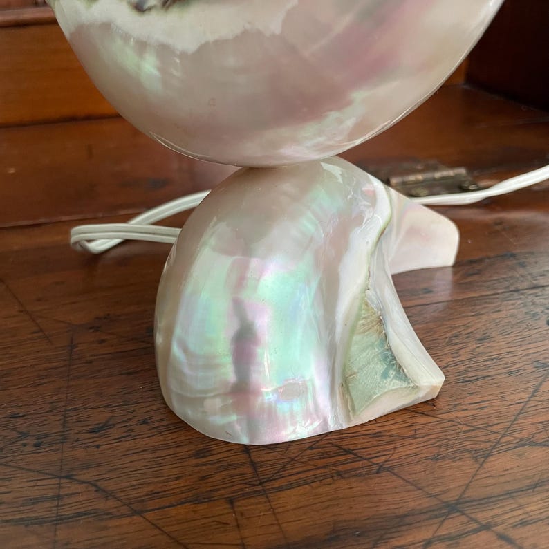 Vintage Turbo Shell Boudoir Lamp Mother of Pearl Turban Carved Palm Tree 7-1/2" image 6