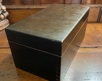 Vintage Wooden File Box 4-1/2" x 8-1/2" Unusual Dovetailed Ford Sales Master