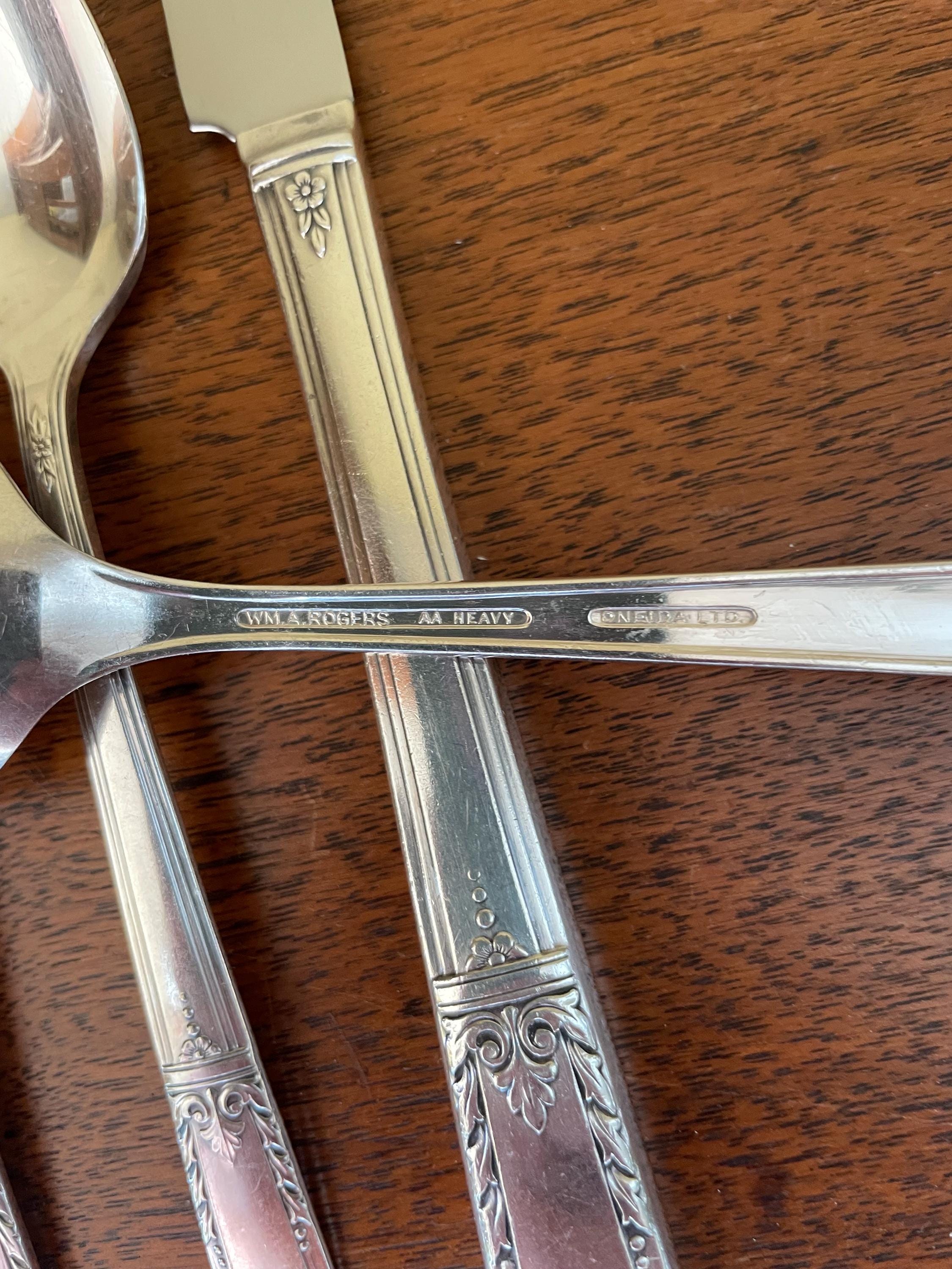 LADY DRAKE Pattern Wm A Rogers Silverplate Silverware 51 Pc Set