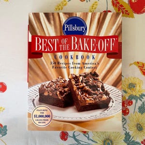 Vintage Pillsbury Best of the Bake-Off Cookbook, 1996 HCDJ