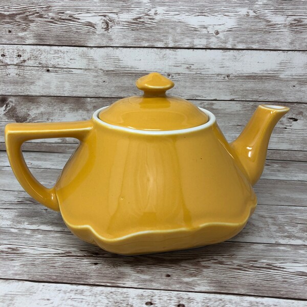 Vintage 1960's Teapot Hall China Mustard Yellow Excellent