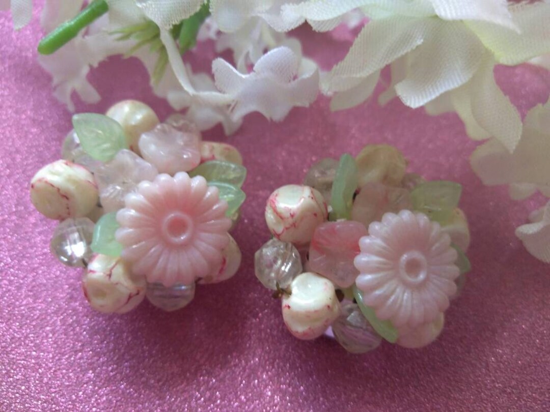 Vintage Pink and Clear Floral Clip Earrings Mid Century - Etsy