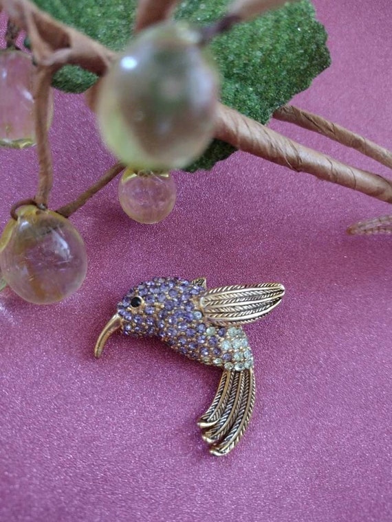 Exquisite Monet Rhinestone and Gold Tone Hummingb… - image 1