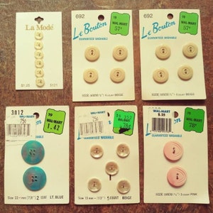 Vintage La Mode, botões Le Bouton, escolha um, botões não utilizados no cartão, frete doméstico grátis