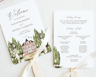 Könnte beinhalten: Zwei weiße Hochzeitsfächer mit abgerundeten Ecken und Holzgriffen. Ein Fächer zeigt eine Aquarellillustration eines Gebäudes und Bäume mit dem Text "Welcome to our wedding". Der andere Fächer listet die Details der Hochzeitszeremonie auf.
