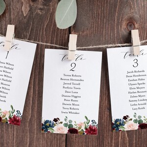Printable Automne Cartes de mariage Template - Aquarelle Bourgogne et Navy Floral Garland Hangning Seating Card - DIY Editable BNB65