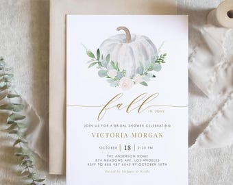 Sjabloon afdrukbare pompoen vrijgezellenfeest uitnodiging - bewerkbare witte aquarel pompoen herfst vrijgezellenfeest uitnodiging - Fall In Love uitnodiging PGW8