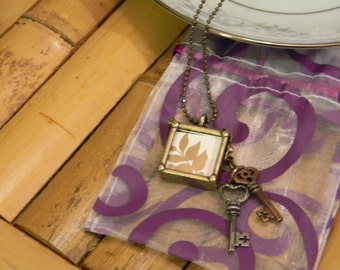 photo locket necklace