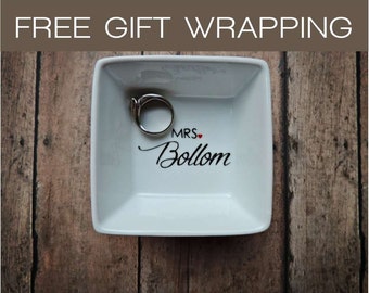 Engagement Ring Dish Ring Dish, Wedding Ring Dish, Monogram Ring Dish, Bridal Ring Dish, Custom Ring Dish, Monogram Ring Holder