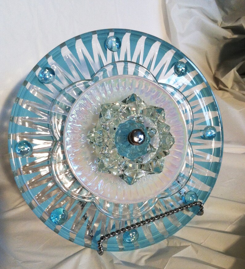 Beautiful vintage glass garden flowers. All colors. Etsy