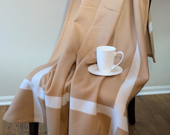 Manta de lana y cachemira beige con borde de 5 cm / 10 % cachemira y lana / Calidad tradicional / 130 x 140 cm