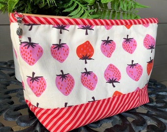 Zipper Bag | Travel Bag | Handmade Zipper Bag | Project Bag | Storage Tote | School Bag