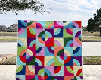 Modern Handmade Quilt | Multi-Colors Quilt | Lap Quilt | Quilt with Curves
