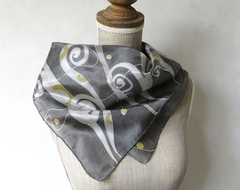 Foulard en soie peint à la main noir et gris, Foulard en soie décoratif et élégant, Cadeau unique pour femme ou homme