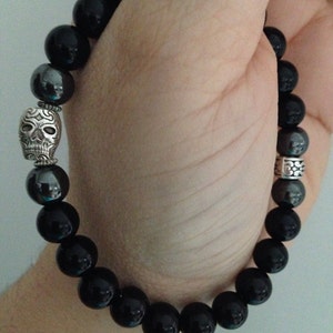 SKULL mens bracelet (B018) with hematite and black onyx, Halloween, Day of the Dead