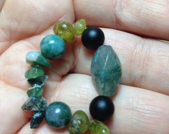 Sertissage de pierres de poche, grenat grossulaire, agate mousse, onyx noir, croissance de l'entreprise