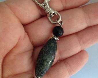STONE KEYCHAIN (KC009) Black onyx and Kambaba Jasper keychain, purse charm, zipper pull, stone key chain purse jewelry