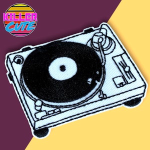 2.6 "DJ Vinyl Record Player geborduurd ijzer op patch