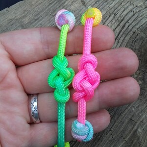 Eternity Knot Bracelet / Adjustable Paracord Bracelet - Etsy