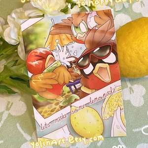 Cartes postales Amusement d'été, allez ! Robins ! Journées limonade | jolie illustration de bande dessinée Robin Bird Batfamily | Temps des vacances Célébration Joyeux anniversaire courrier