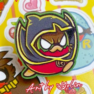 ¡Vamos, Robins! Batfamilia, 4.º Robin / Pin de madera, pequeño pájaro, insignias coleccionables, accesorio de Damian Wayne, itabag, superhéroe, cómic, regalos divertidos.