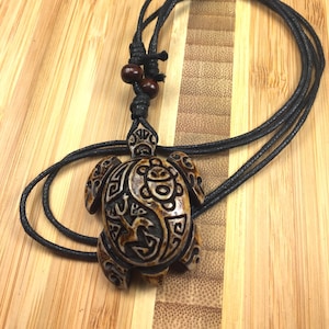 Collana tartaruga Collana tartaruga Ciondolo Collana stile surfista da uomo Collane da uomo. Collana tartaruga marina. Collana tartaruga