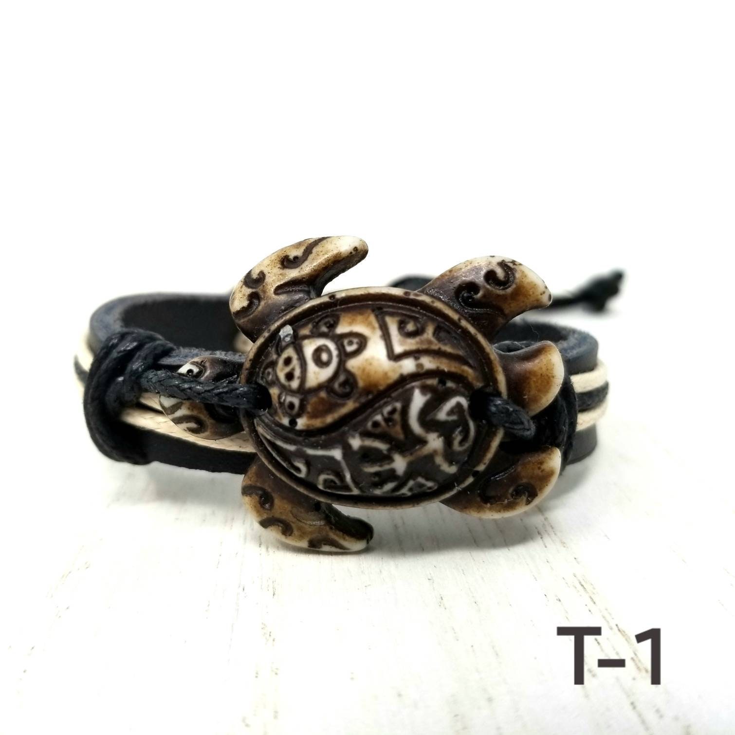 Nature Bracelet with Coquí (Tree Frog), Sun with Diamonds, and Leatherback Sea-Turtle Charms