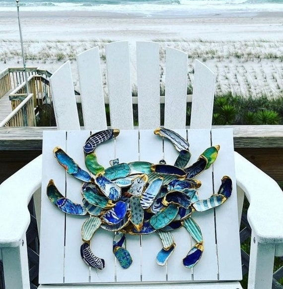 Coastal Charm: Handcrafted Blue Crab Oyster Shell Art for Beach