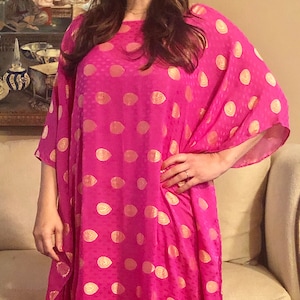 Fuchia pink and gold long kaftan