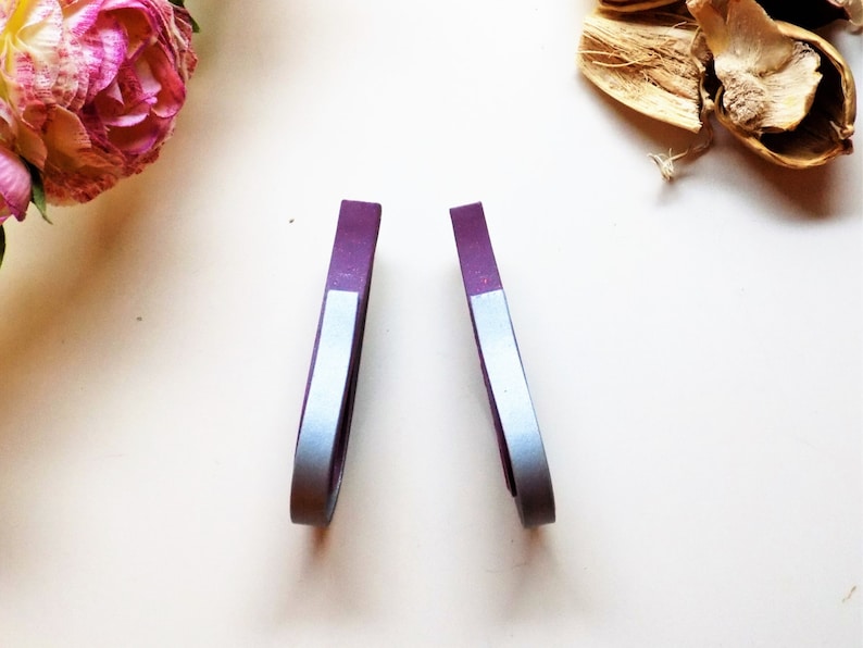 Woman earrings maxi stud light purple and silver
