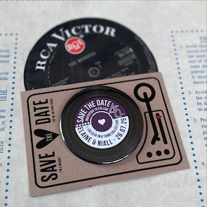 Magneti Save The Date per matrimonio - Design in vinile completo di cartoncini di supporto in carta kraft per mini giradischi
