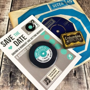 Ímãs para salvar a data de disco de vinil de casamento - design de disco de vinil vintage (completo com cartões postais)