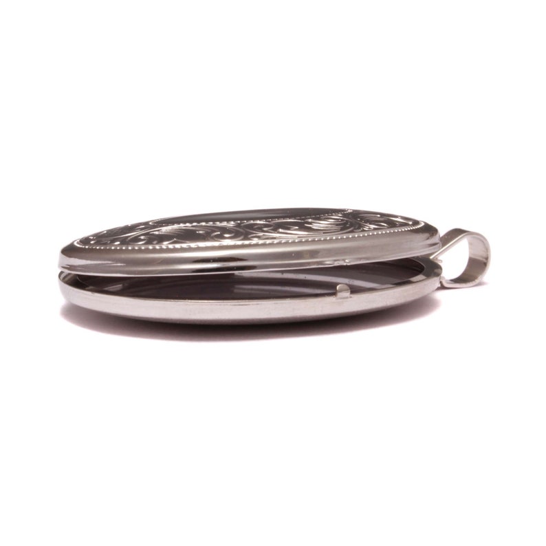 Smooth polished oval silver locket in 925 sterling silver zdjęcie 5