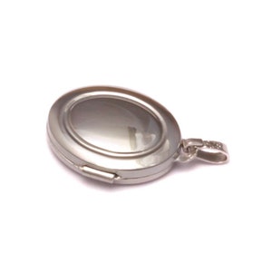 Mini silver locket for children oval photo locket 925 Sterling silver rhodium-plated Small locket for 2 photos Silver locket for children