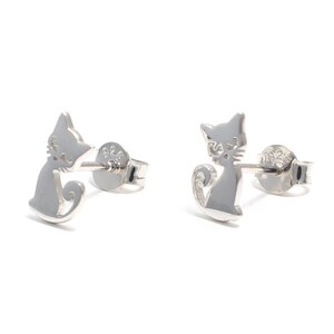 SLUYNZ Katzen Ohrstecker Aus Sterlingsilber 925 – Schwarz-Weiß Design Für Katzenliebhaber – Geschenk Für Frauen & Mädchen