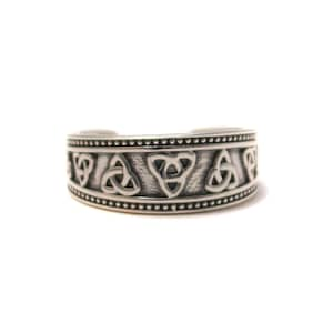 Celtic triquetra toe ring in 925 sterling silver