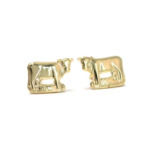 Cow on the pasture ear studs in genuine 585 yellow gold