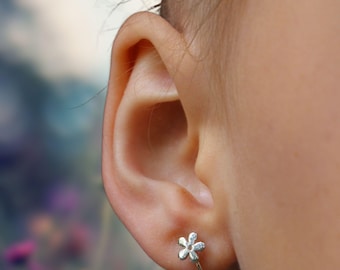 Kinder Ohrclips aus Silber mit Blümchen