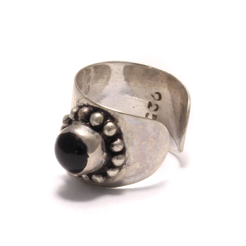 Elegante Ohrklemme mit Onyx aus echtem Silber – ideal als Fake Piercing