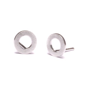 Mini circle silver stud earrings, 925 sterling silver, Circle earring geometric, ladies jewelry minimalist, circle of life, simple
