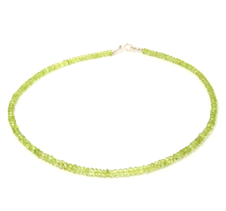 Peridotcollier peridot necklace necklace with Peridot Beautiful necklace of faceted peridot stones Peridot Collier Peridot necklace