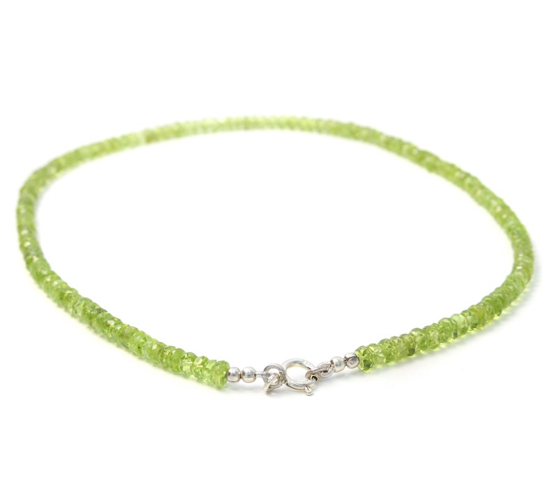 Peridotcollier peridot necklace necklace with Peridot Beautiful necklace of faceted peridot stones Peridot Collier Peridot necklace