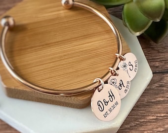 Personalized Birth Flower Charm Bracelet: Engraved Stainless Steel Family Bangle