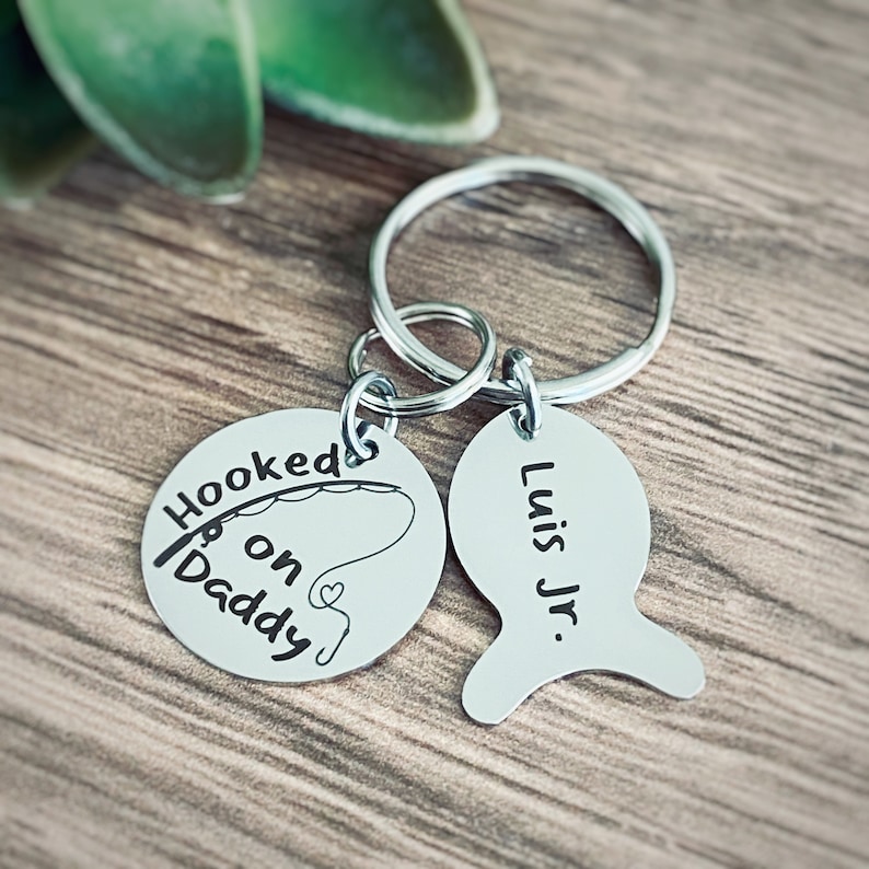 Personalized Fishing Gifts for Men, Dad Gift, Engraved Keychain, Hooked on... with Custom Fish Name Tags Daddy