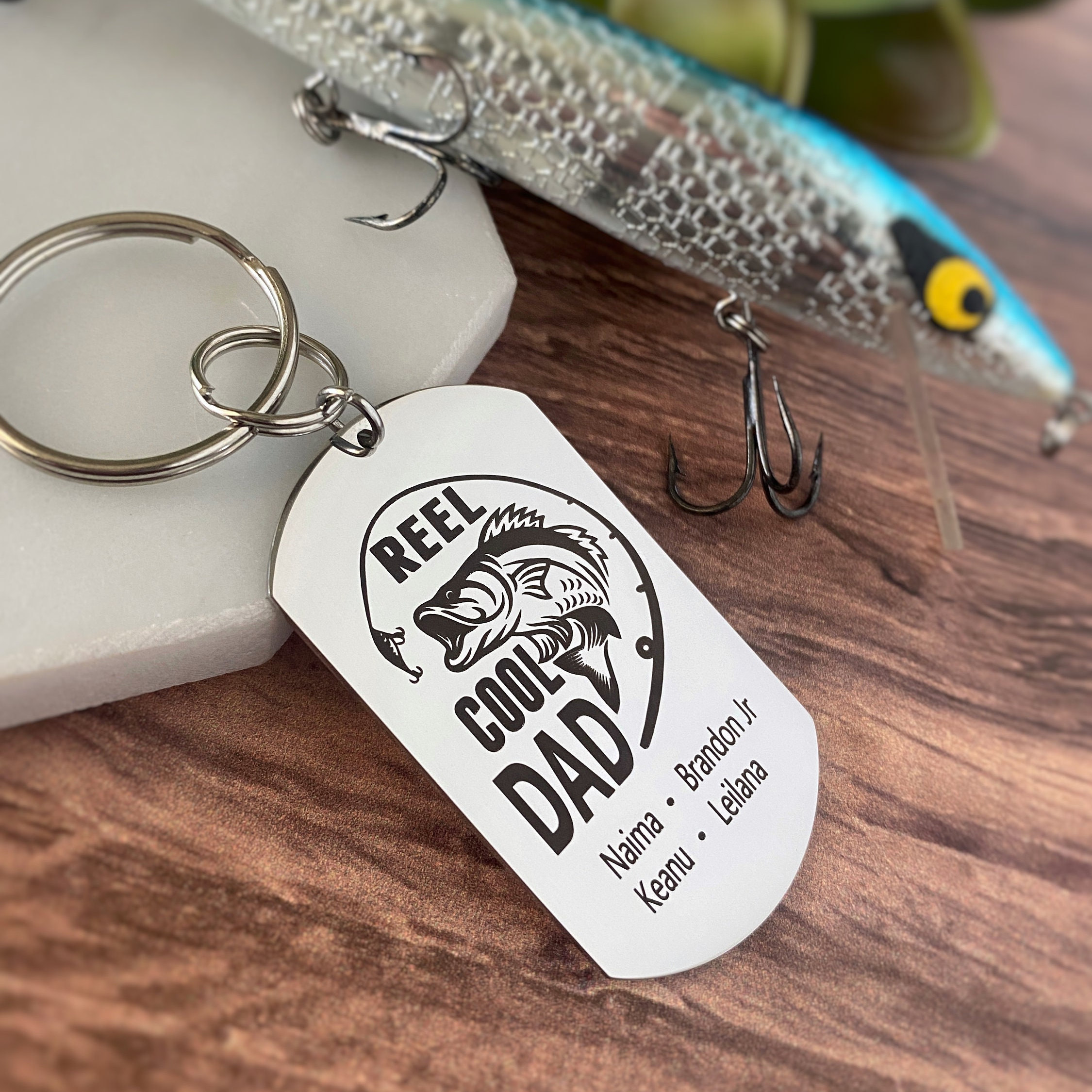 Engraved reel Cool Fishing Keychain Birthday Gift to Dad, Grandpa, or Papa,  Gift From Kids, 